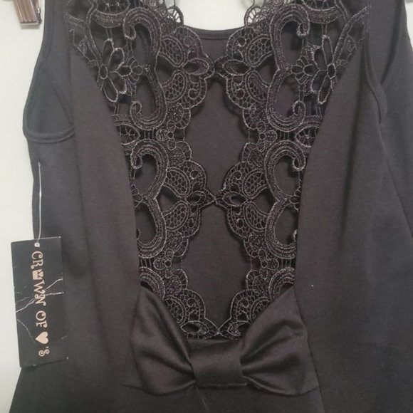 BNWT Crown of Hearts Black Top - Picture 2 of 4